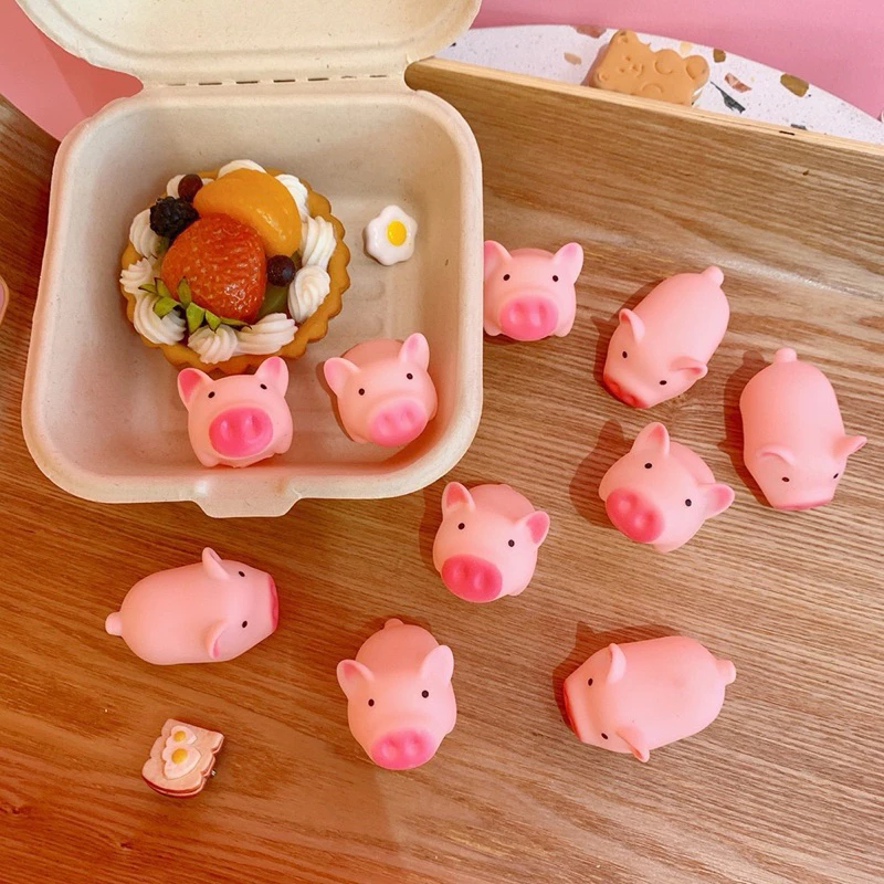 ตุ๊กตาบีบมีเสียง หมูของเล่นคลายเครียด thumbnail 4