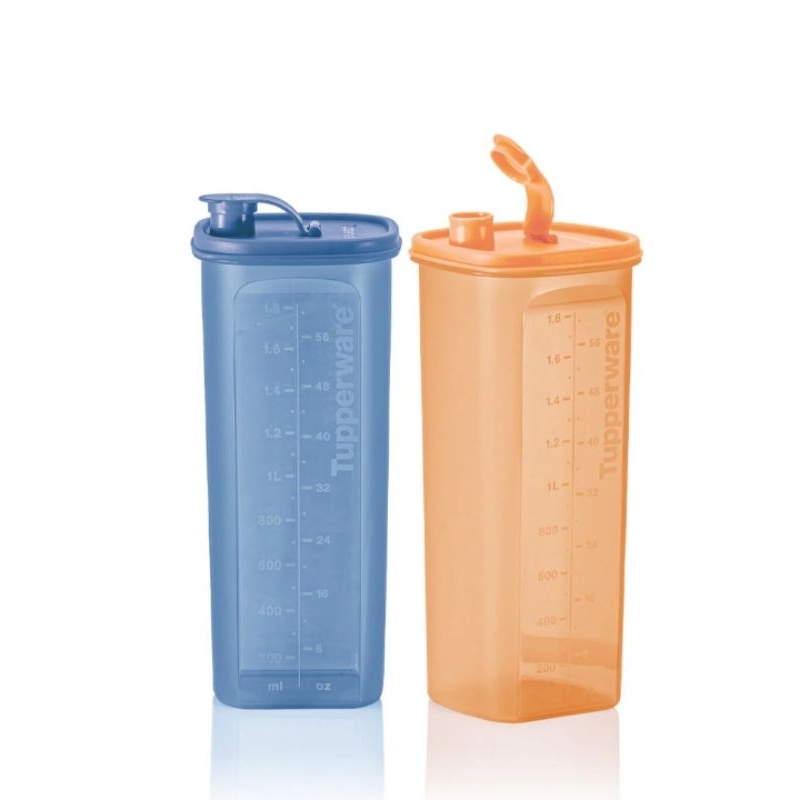 Tupperware ขวดน้ำตู้เย็น ความจุ2ลิตร ตัวขวดมีสเกลบอกปริมาณ ฝาจุกปิดแน่น ไม่หกไม่ซึม