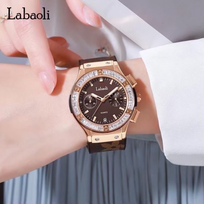 นาฬิกาแบรนด์ Labaoli งานแท้ กันน้ำ สินค้ามีพร้อมกล่อง ถุง และการ์ดประกันเครื่อง  ครบชุด นาฬิกาผู้หญิง
