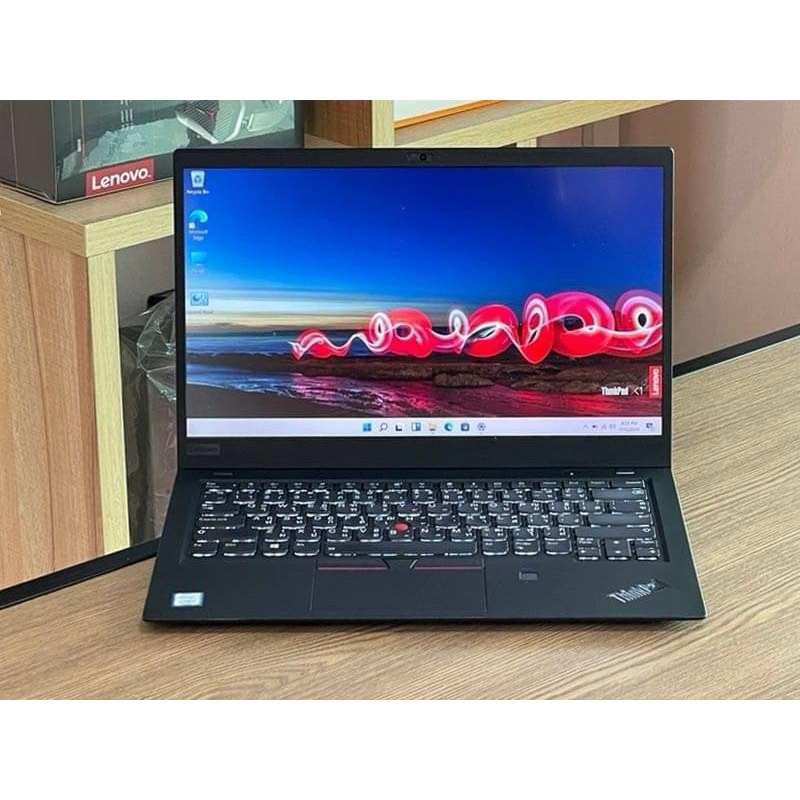 Lenovo ThinkPad X1 Carbon G6 i7-8550U SSD512GB RAM8GB Win 10 Pro สินค้ามือสองมีรอยบ้าง