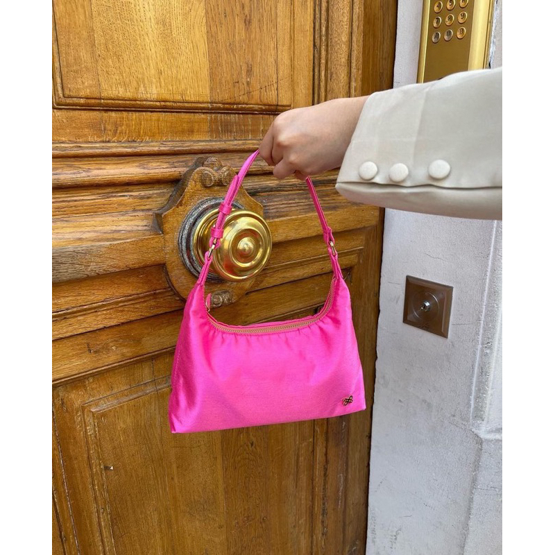 ส่งต่อกระเป๋า penne culture