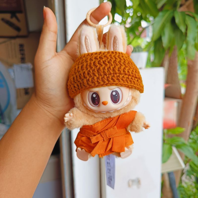 พร้อมส่ง ชุดลาบูบู้ ชุดพระลาบูบู้ v.2  ชุดเณรลาบูบู้ v.2ชุดชี ชุดปฏิบัติธรรม จีวรลาบูบู้ เสื้อลาบูบู้ v.2  labubu v.2 ราคา ถูกที่สุด ดีลบีเคเค แกลเลอรีภาพที่ 3
