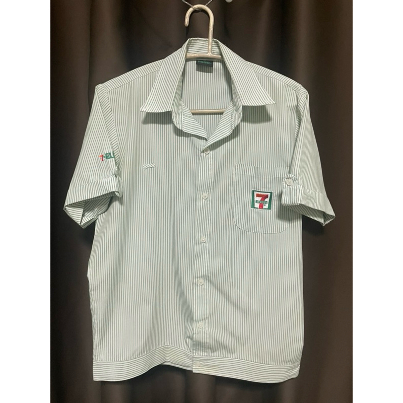 เสื้อพนักงานเซเว่น คอปกเชิ้ต
