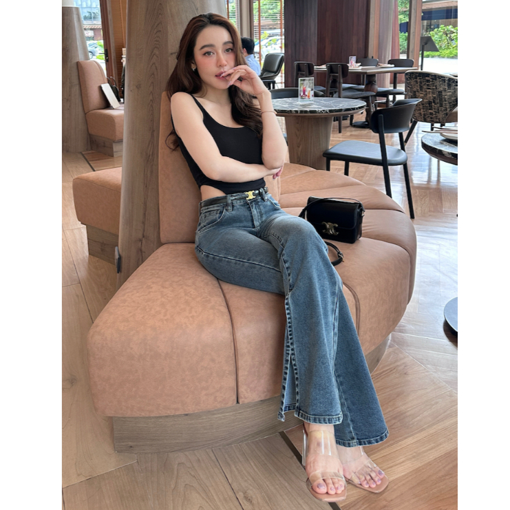 MOTTOM - LAURA High Waisted Straight Leg Jeans with Split Hem in Ash Vintage Blue