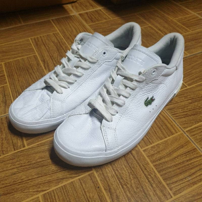 รองเท้า  LACOSTE  สีขาว ของแท้มือสอง