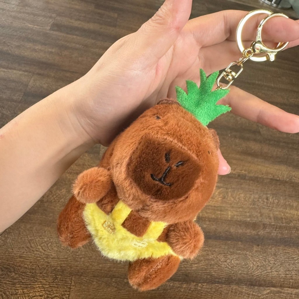 พวงกุญแจคาปิบาร่า คาปิบาร่าหน้ามึน จี้ตุ๊กตา พวงกุญแจตุ๊กตา คาปิบาร่า พวงกุญแจ ที่แขวนกระเป๋า 203