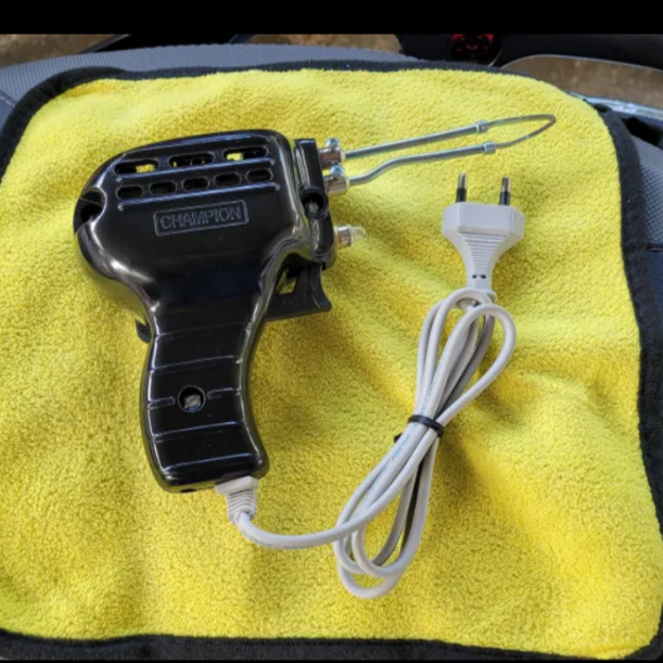 CHAMPION แชมป์เปี้ยน หัวแร้งปืน หัวแร้งบัดกรี 7A 220V 150W - รูปที่ 2