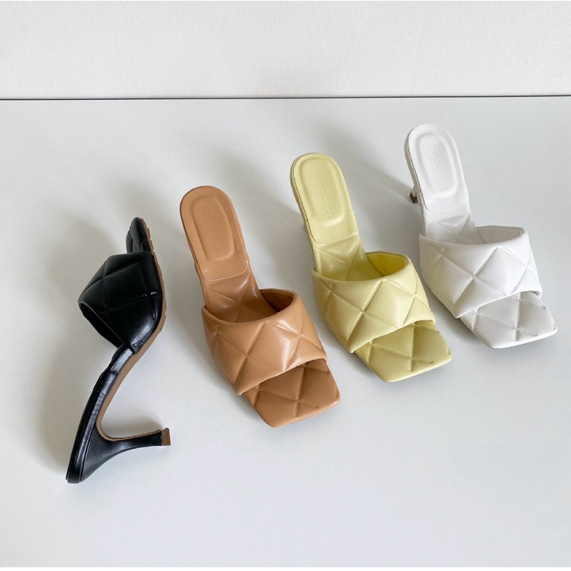 WEAR.SOUL - (พร้อมส่ง) รองเท้าส้นสูงสีเหลือง 🧈