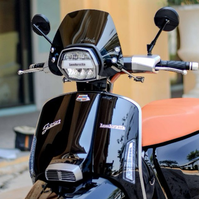 Lambretta g350 ชิวหน้าทรงซิ่ง แบบยึดล่าง