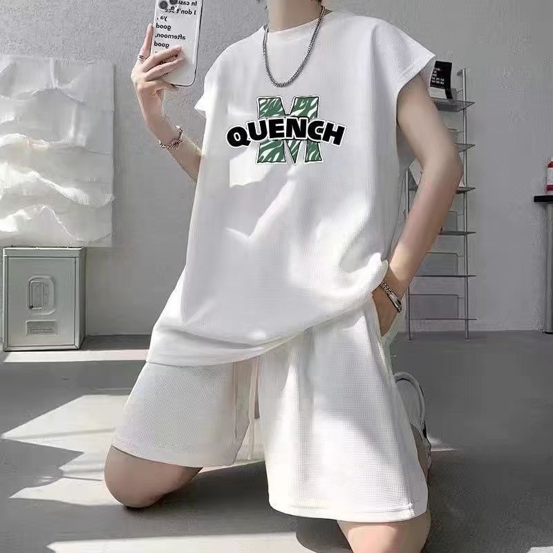 ใหม่ เสื้อผ้าผู้ชาย ชุดเซ็ต2ชิ้น ผ้าวาฟเฟิล เสื้อกล้าม+กางเกงขาสั้น พิมพ์ลาย สไตส์เกาหลี
