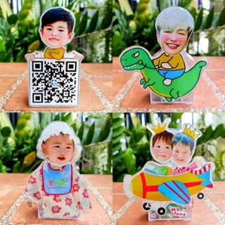 สแตนดี้อะคริลิคหัวดุ๊กดิ๊ก แบบเคลือบบัตร ป้ายสแตนดี้หัวดุ๊กดิ๊ก เคลือบบัตร หน้ารถ ชุดที่ 1 (เปลี่ยนรูป หรือ หัวได้ )