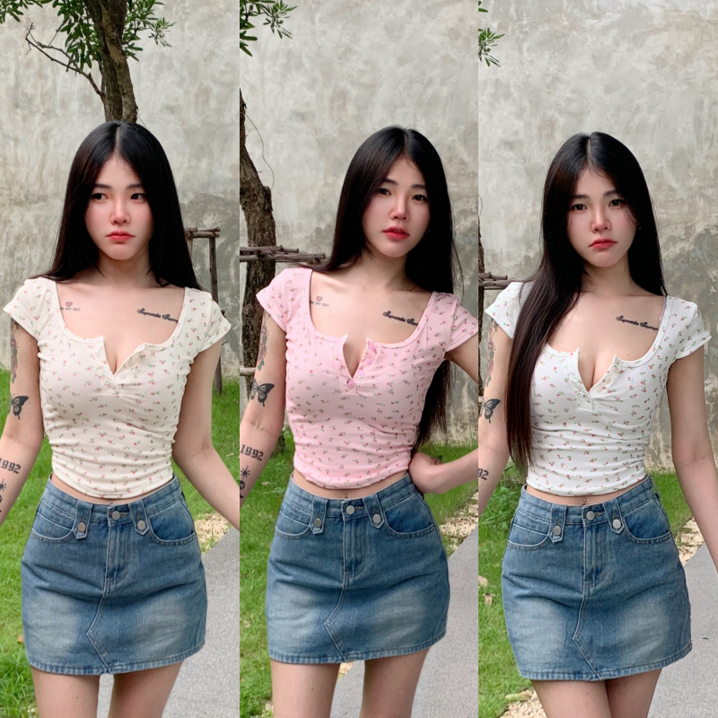 เสื้อครอปรัดรูป ผ้ายืดใส่ง่าย ลายดอกไม้ 😋 กระดุมใช้งานได้จริง แขนเว้าช่วงพรางหุ่น สายคาเฟ่ต้องมี รุ่น ส้มเช้ง