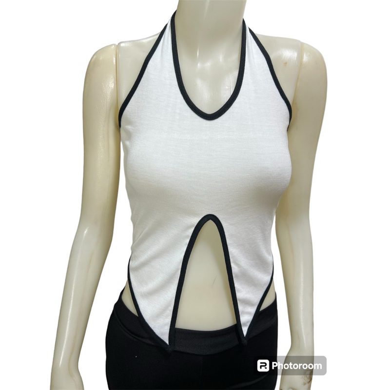 Sns323🥂เสื้อคล้องคอ🥛กุ้นทูโทน🍯ผ่าหน้าชายแหลม🍯ผ้าร่องrib