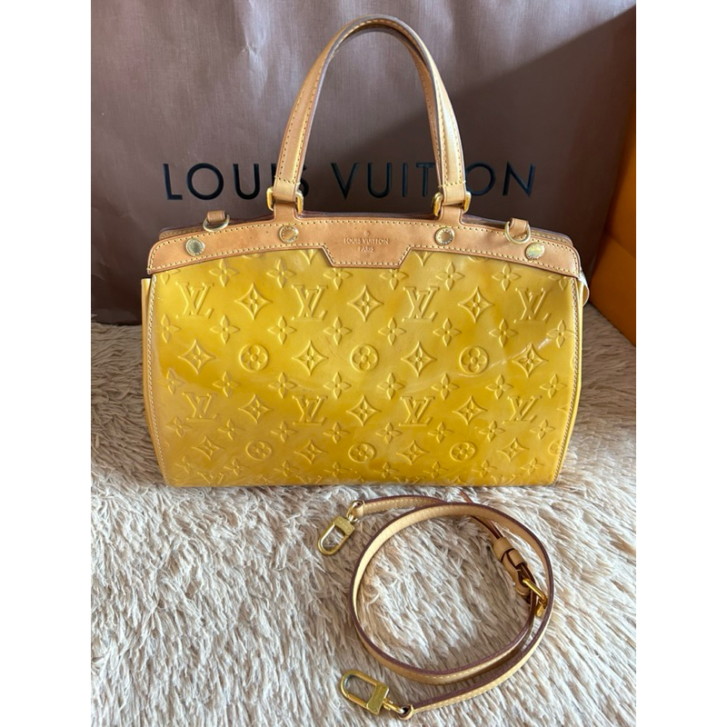 lv brea monogram vernis