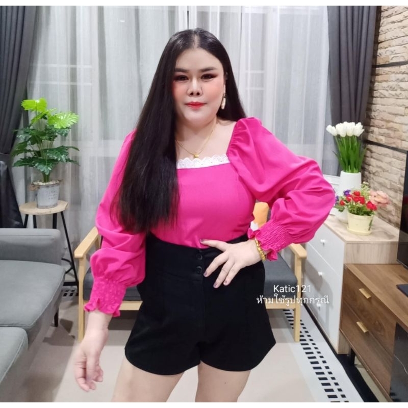 เสื้อคอเหลี่ยมแต่งลูกไม้แขนจั๊ม สม็อคหลัง