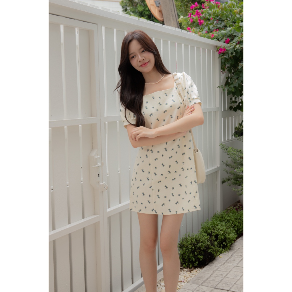 avo aster cotton dress เดรสรุ่นใหม่มาแล้วววต้อนรับฤดูฝน ใส่เดรสรุ่นนี้คือน่ารัก