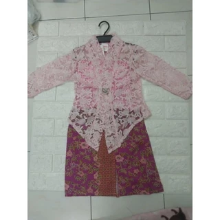 ชุดมาเลเซียเด็กหญิง ชุดอาเซียนประเทซมาเลเซีย เด็กหญิง น้อง2-12ปี พร้อมส่ง ชุดมาเลเซียเด็กหญิง