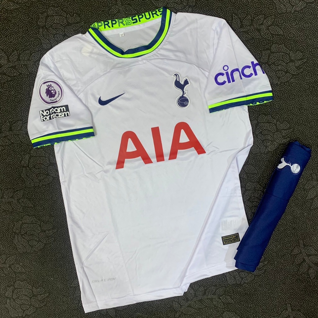 เสื้อฟุตบอล เสื้อพร้อมกางเกงชุดกีฬาใหม่ล่าสุด เนื้อผ้าดีใส่สบาย