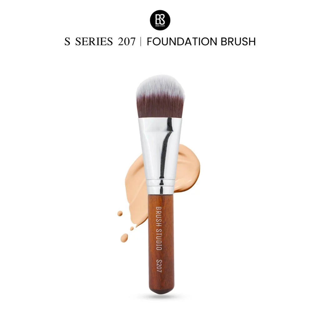 BRUSH STUDIO S series 207 : Foundation Brush แปรงลงรองพื้นทรงแบน