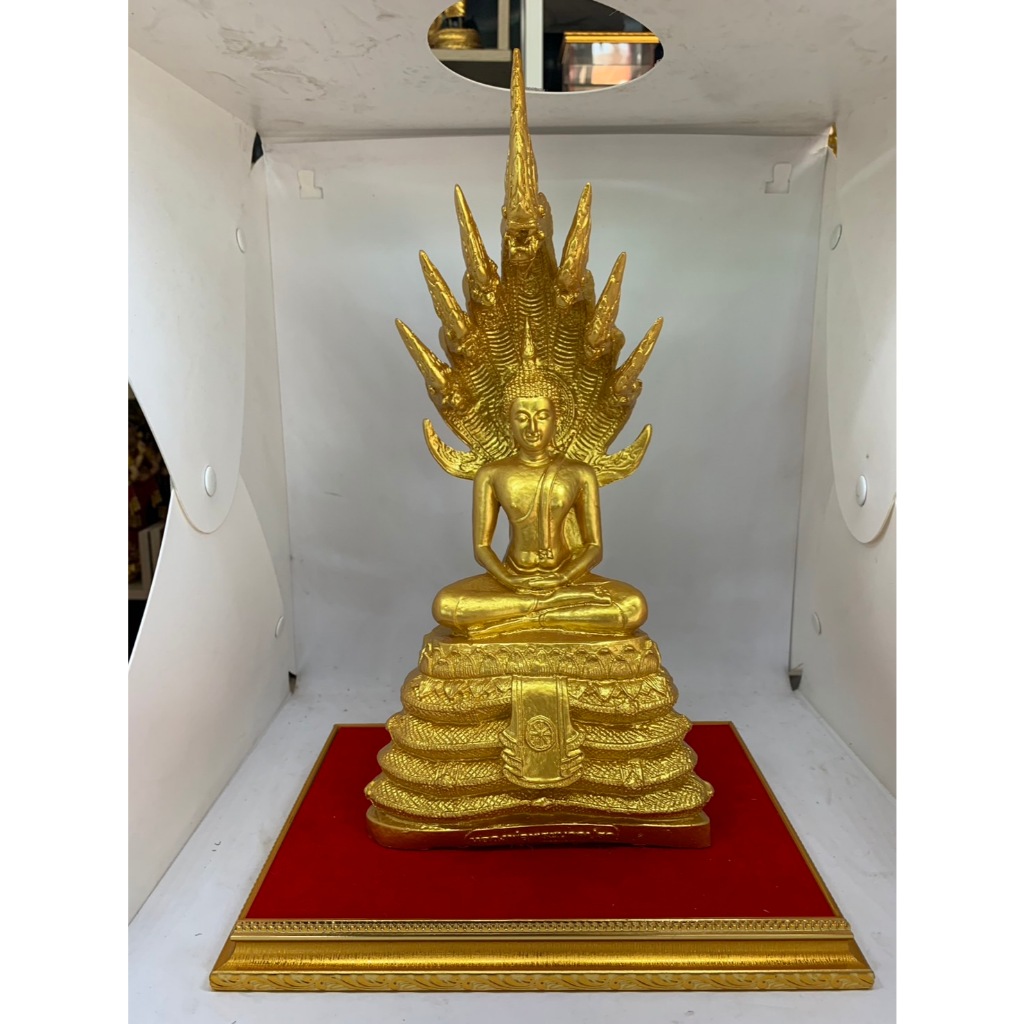 พระปางนาคปรกแร่เหล็กน้ำพี้ ผ่านพิธีเรียบร้อย แถมฟรี ฐานรองให้1ชุด
