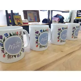 ของขวัญวันแม่ แก้ว Mug สกรีนรูปภาพวันเกิดบอกรักแม่ ของพรีเมี่ยมพร้อมกล่องใส่สีขาว
