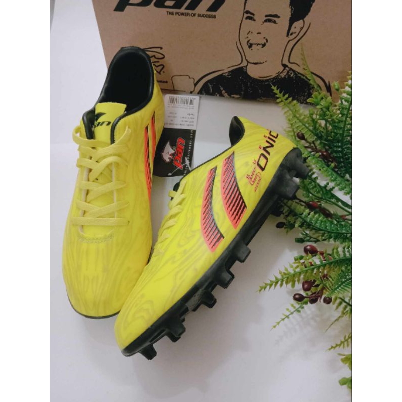 รองเท้าสตั๊ด Pan Sonic