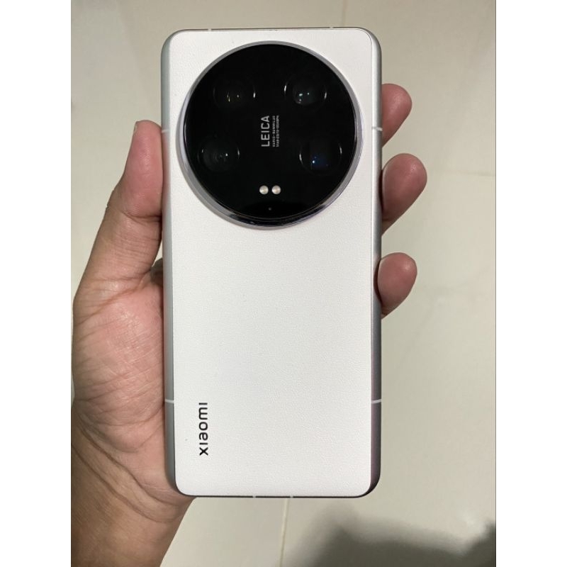 Xiaomi 14 ultra มือสองเทียบมือ1 สวยใหม่ประกันเหลือๆ