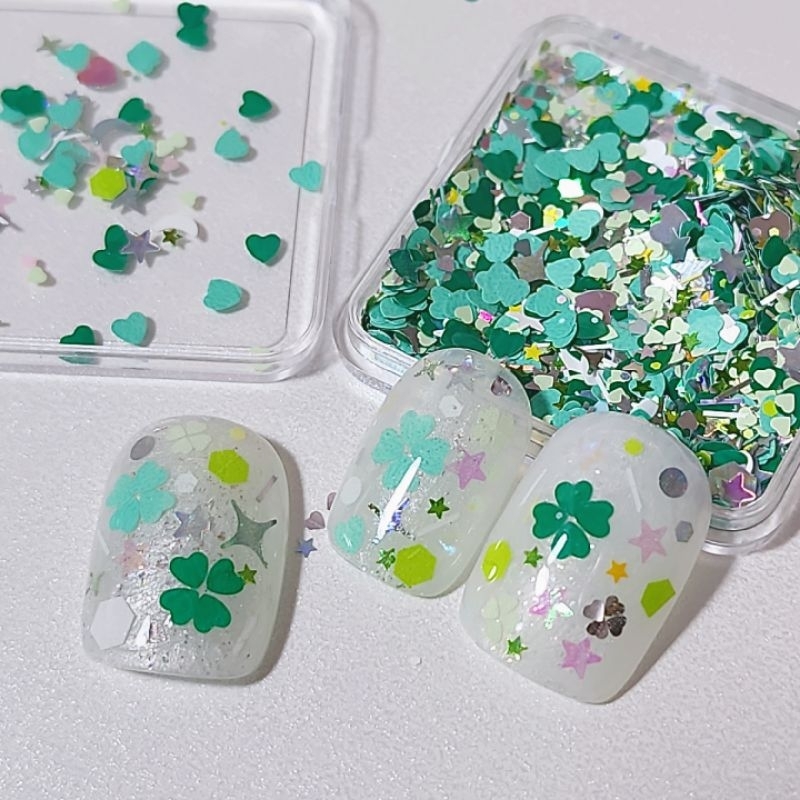 🍀กลิ๊ตเตอร์ กากเพชร ใบโคลเวอร์✨☘️ เซ็ทกากเพชรงานผสมพิเศษ หัวใจหลายคละไซส์🌈 งานบางละเอียด 💖 ใช้งานง่าย ครบจบในตลับเดียว🥹🌟