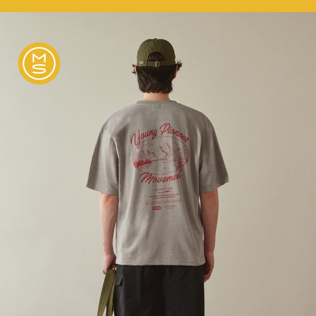 Mustard Young Pioneer Tee - Gray | เสื้อยืด ผ้านุ่มพิเศษ