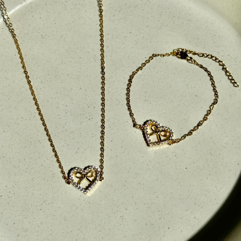 Heart Bow Necklace/ Bracelet สร้อยคอโบว์/กำไลโบว์| @trophies.co