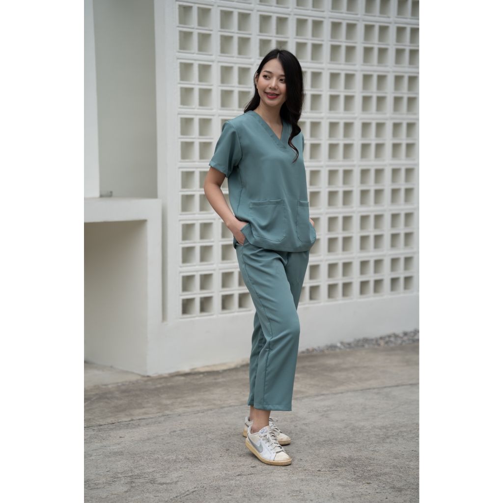 ชุดสครับผ้านุ่ม สีก้านตอง