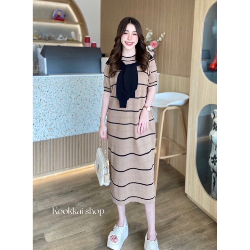 เดรสไหมพรมลายริ้ว (รุ่น ญาญ่า)