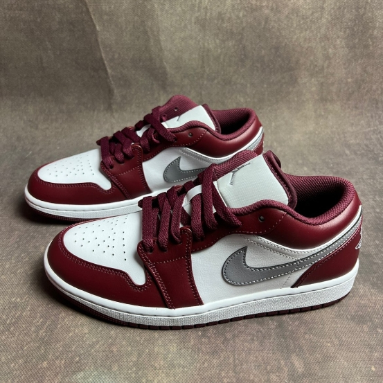 Jordan Air Jordan 1 low "bordeaux" White red