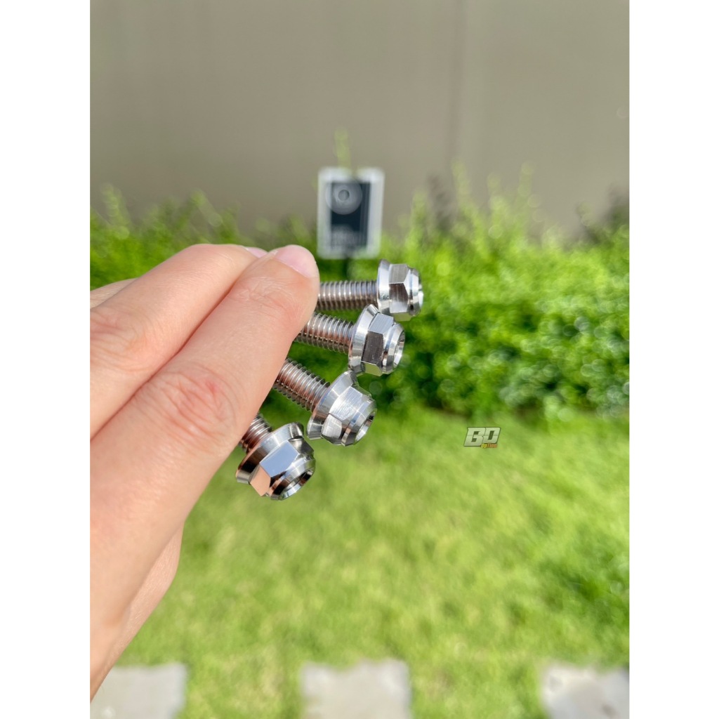 น๊อตยึดบาร์กันตก น๊อตกันตก W125iวาฬ/Led ทุกปี งานเฮงสกรูCnc