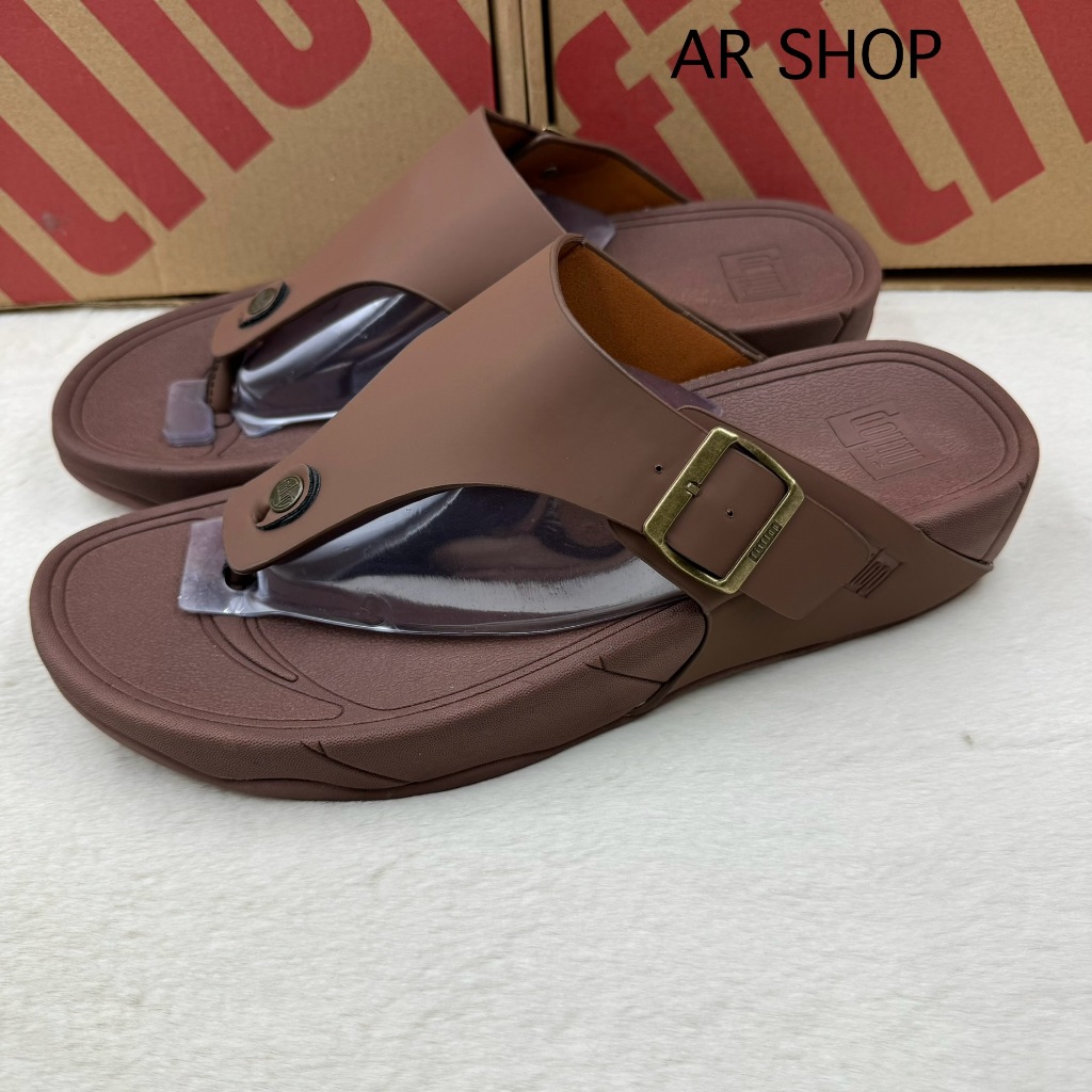 รองเท้าแตะFitflop หูคีบสำหรับผู้ชายมาใหม่ล่าสุด เป็นหนังนิ่ม ใส่สบายใส่ทนใส่แล้วไม่เจ็บเท้าค่ะ