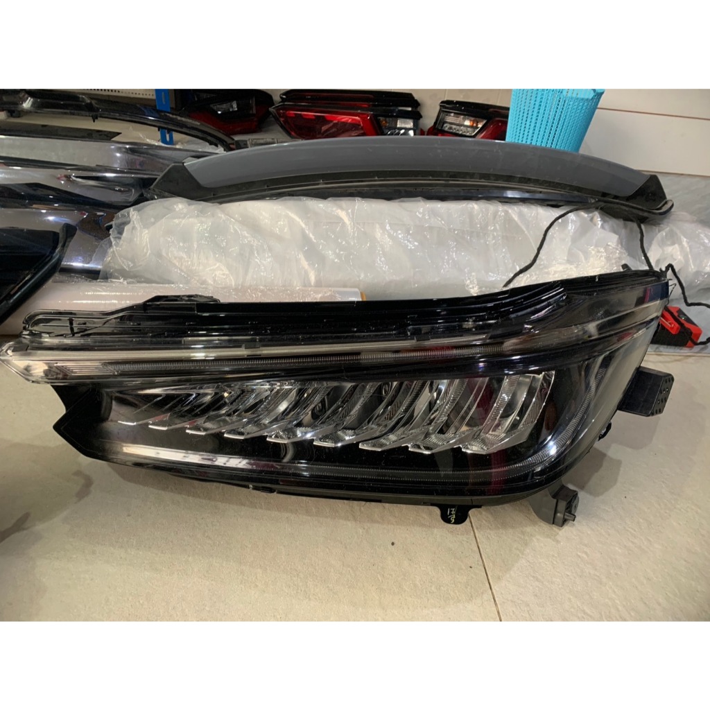 ไฟหน้าHonda  City RS✨แยกข้าง ฝั่งซ้ายฝั่งคนนั่ง ( L )