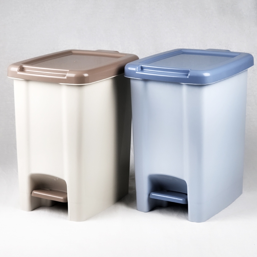 ถังขยะ มีแท่นเหยียบ 13.5 ลิตร สไตล์โมเดิร์น (No.290)