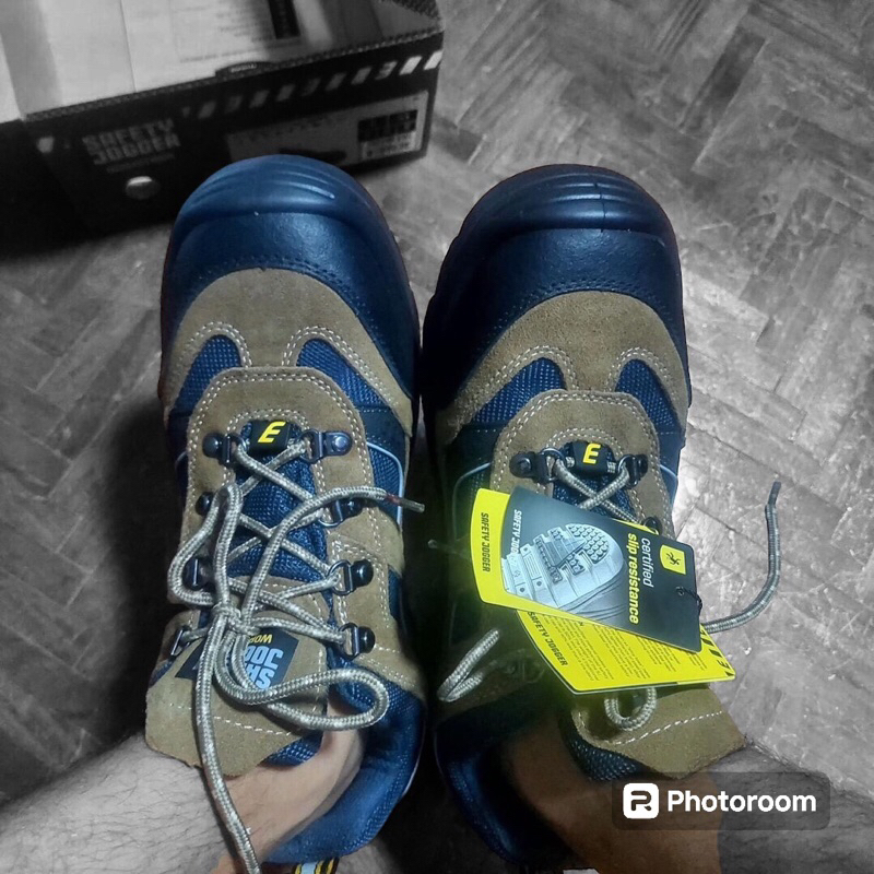 รองเท้าเซฟตี้ - SAFETY JOGGER รองเท้าเซฟตี้ รุ่น X2020P31 S3 รองเท้าเซฟตี้หุ้มส้น ระบายอากาศ พื้นกัน