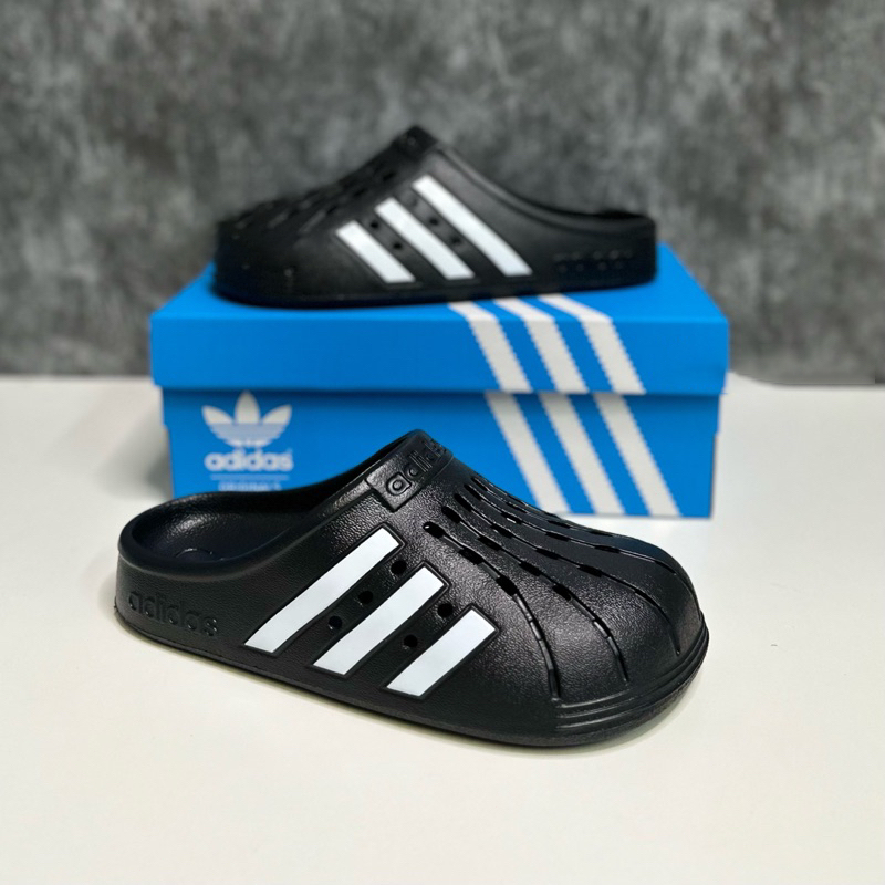 Adidas ADILETTE CLOG cavernous รองเท้าแตะลําลอง ระบายอากาศ เหมาะกับเดินชายหาด สําหรับผู้ชาย ผู้หญิง