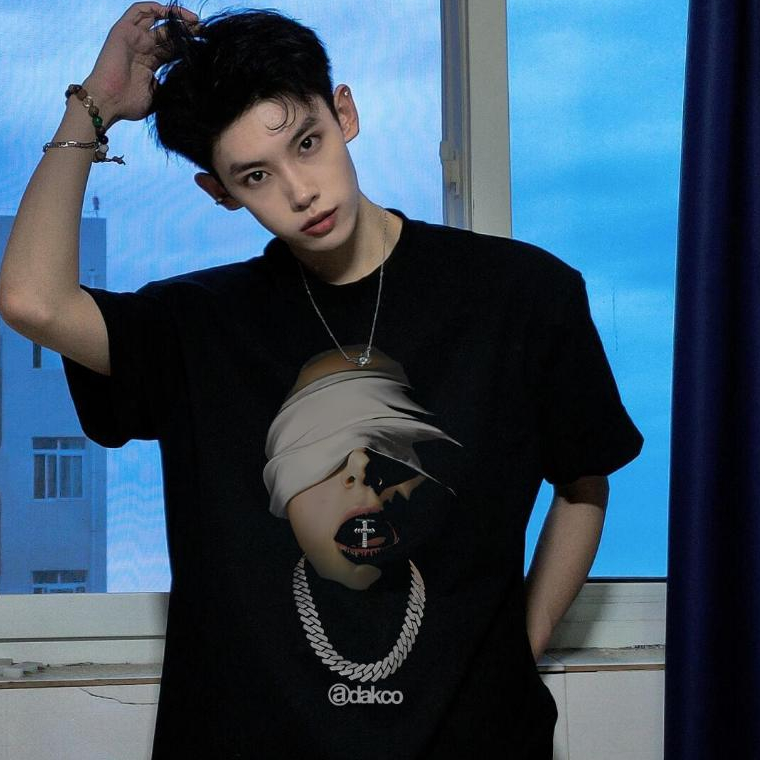 Y-T เสื้อยืดโอเวอร์ไซส์ สวมใส่สบาย เสื้อยืดผู้ชาย ทรงหลวมพอดีตัว ถนนสูง ผ้าฝ้าย 100% อเมริกันฮิปฮอป