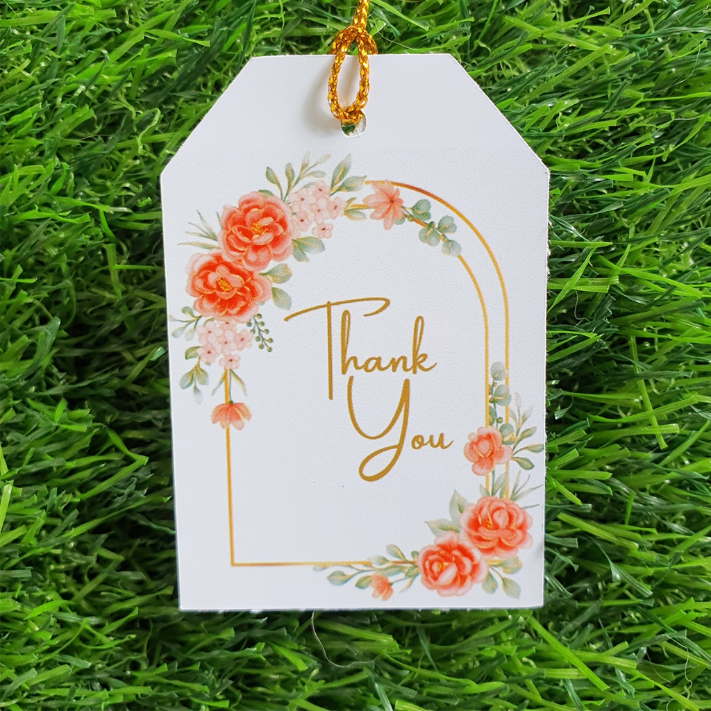 ป้ายTag Thank youขนาด4*6cmพร้อมเชือก พร้อมส่ง (สำหรับแขวนห้อยสินค้า ของขวัญ ของที่ระลึก กระเช้า ในวันสำคัญ)