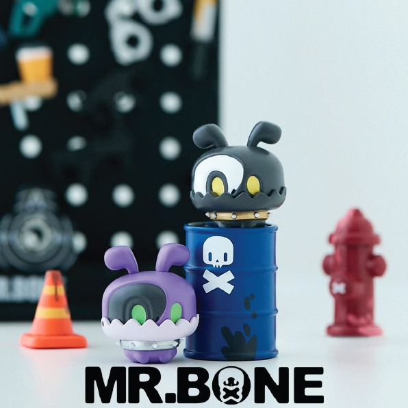 gachabox Mr. Bone Junior Zombie Dogs Series ของแท้ พร้อมจัดส่ง