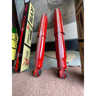 KYB Super red โช้คอัพคู่หลัง Revo 4x4 และ Preruner ปี2015-20…