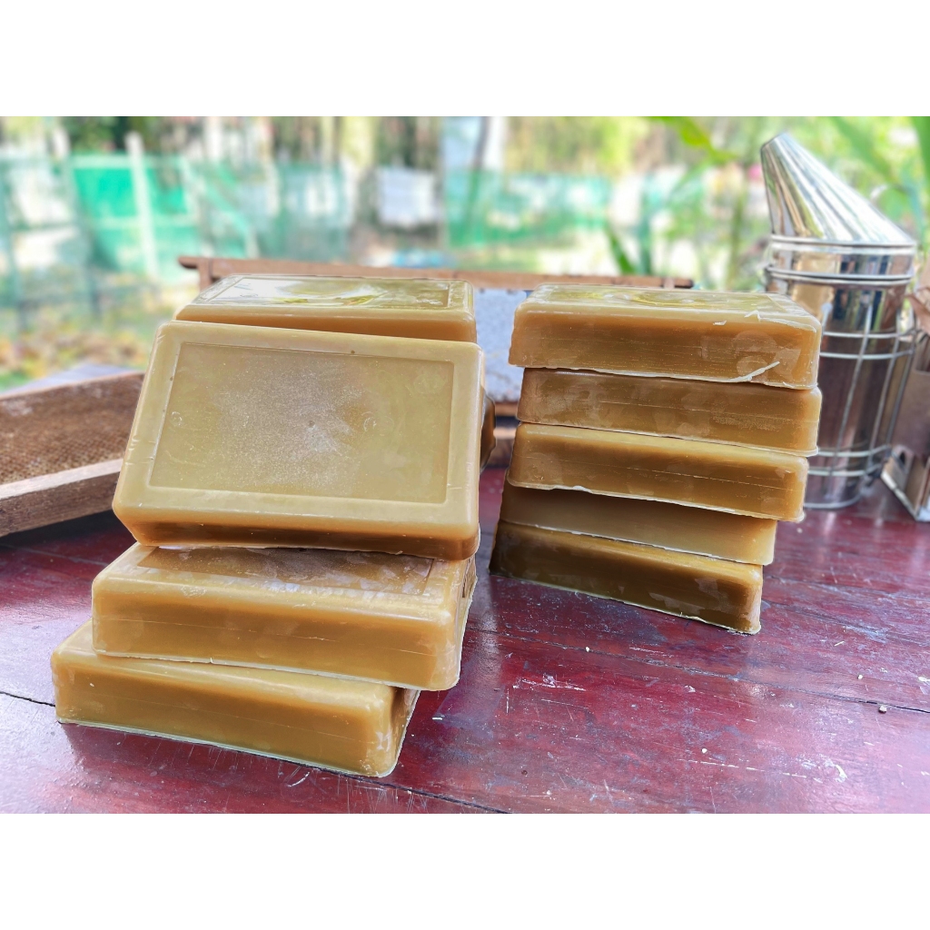 Beeswax Grade B / ไขผึ้งแท้ธรรมชาติ 100% น้ำหนัก 500 กรัม/ ไขผึ้งทำเทียน
