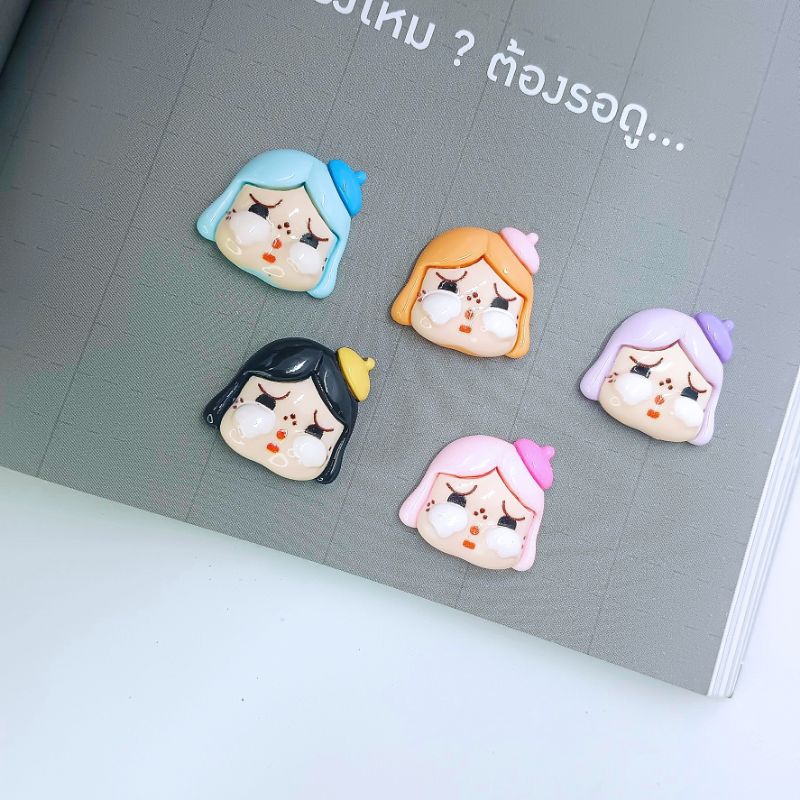 เรซิ่นdiy หน้าน้อง cry baby 2 cm. จำนวน 5 สี (สามารถเลือกเป็นเรซิ่นหรือจิบบิทได้ค่ะ