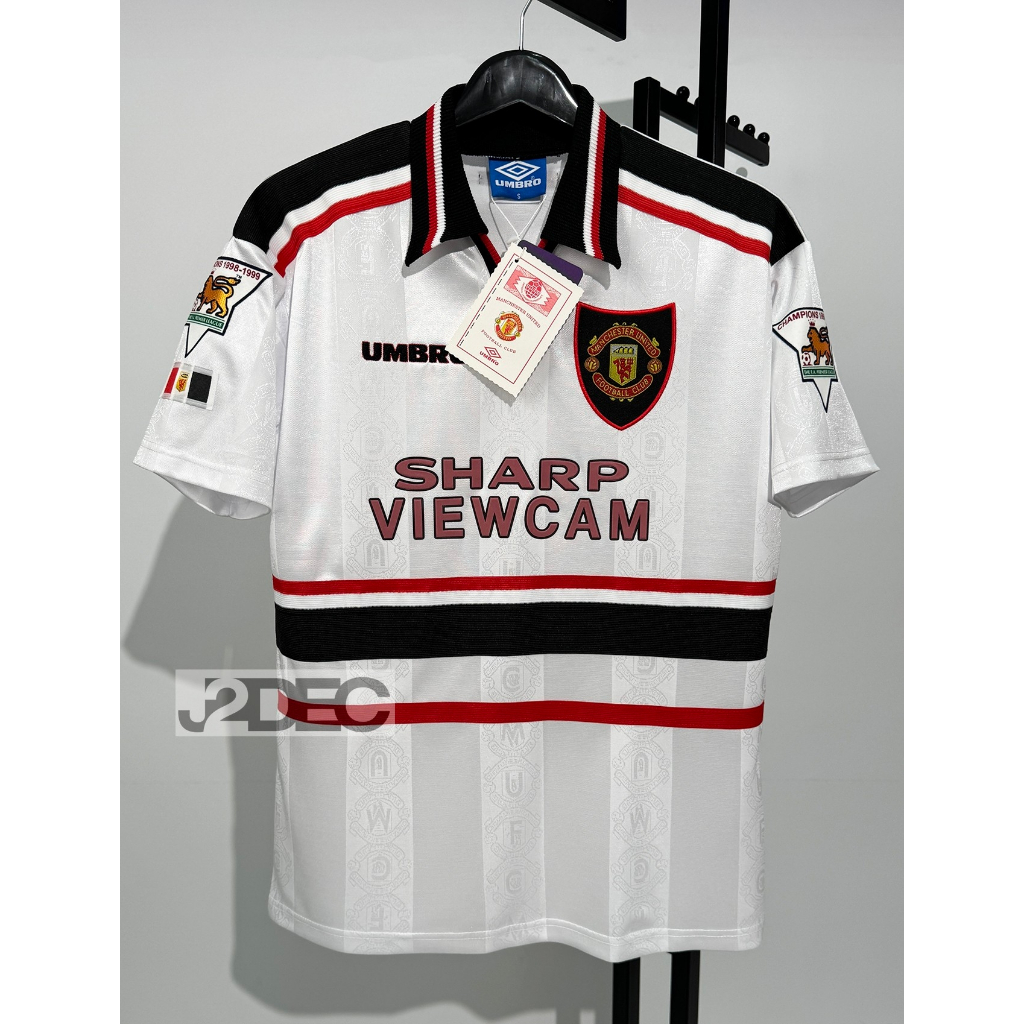 เสื้อฟุตบอล - [ย้อนยุค Retro.] - *แมนยุุ.* - (เยือนปี. 1997.) - [สามารถเพิ่มชื่อนักเตะในตำนานได้. *.Beckham. #7 *]