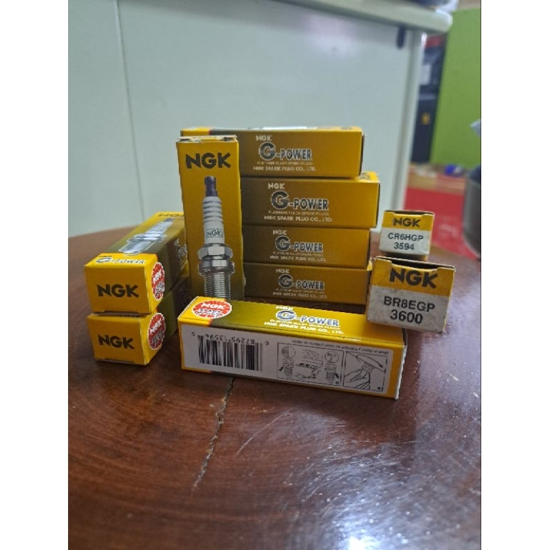 หัวเทียน NGK G-POWER CR6HGP-3594/BR8EGP-3600 สำหรับรถรุ่นสองจังหวะและ Wave110,110i,125, และอีกหลายรุ