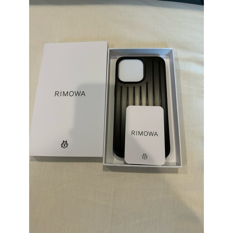 Rimowa iPhone 15 pro max case (ของแท้) used