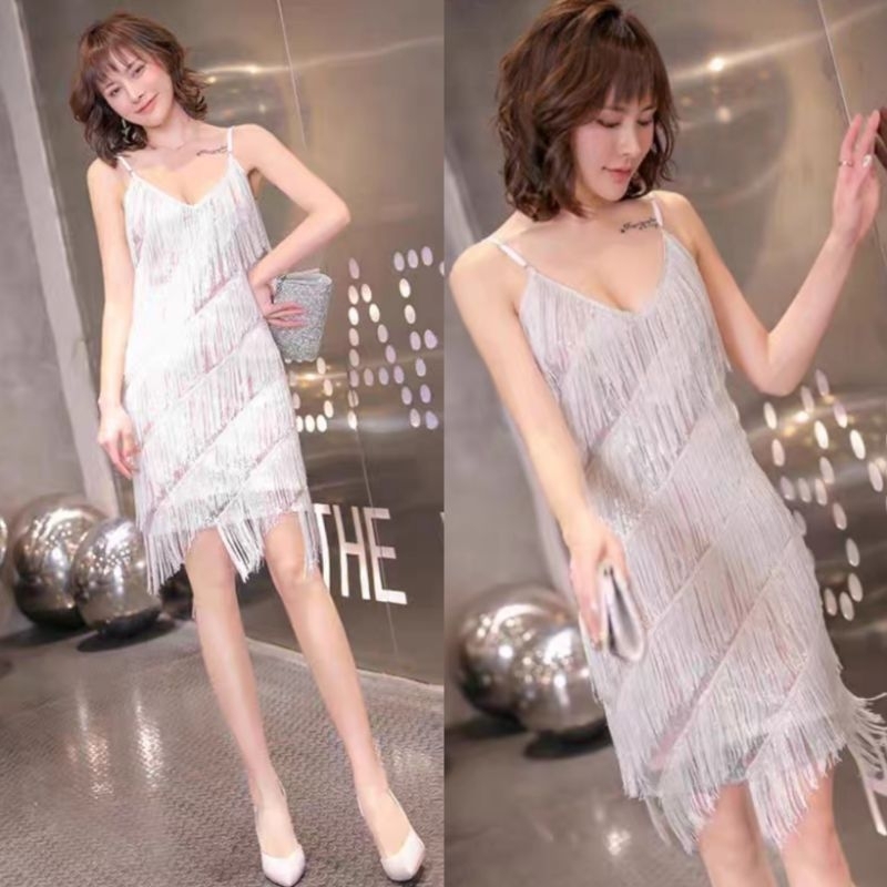 เดรสพู่สายเดี่ยวปักเลื่อมสีขาว เดรสปาร์ตี้แกสบี้ฟรุ้งฟริ้ง (สินค้าในไทย🇨🇷)