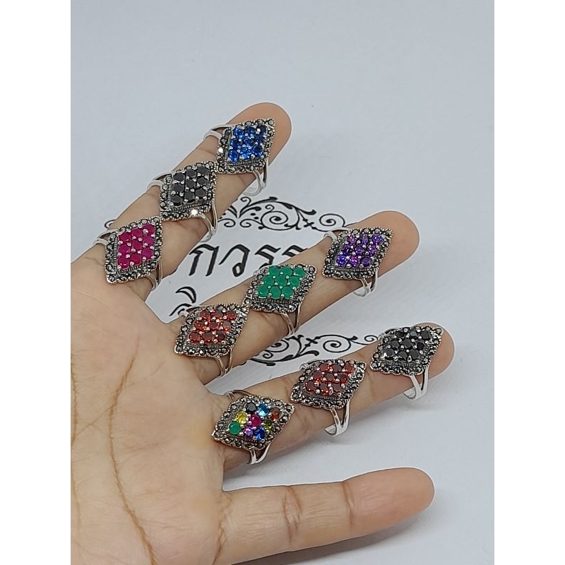 แหวนเงิน  ล้อมพลอยนพเก้า พลอยหลากสี พร้อมส่ง